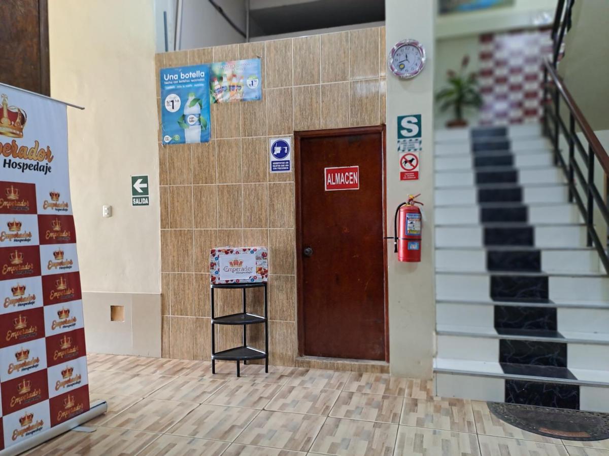 Hotel Hospedaje El Emperador à Pucallpa Extérieur photo