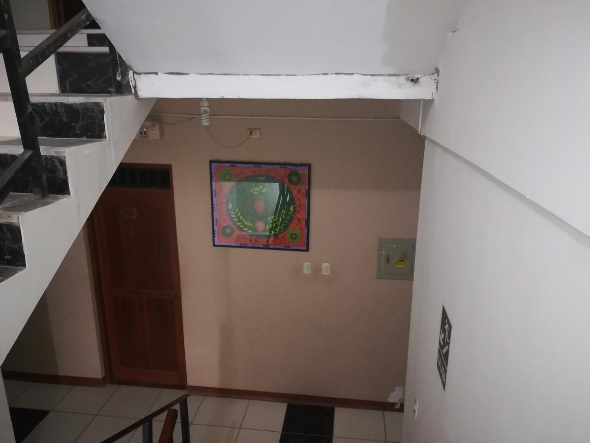 Hotel Hospedaje El Emperador à Pucallpa Extérieur photo
